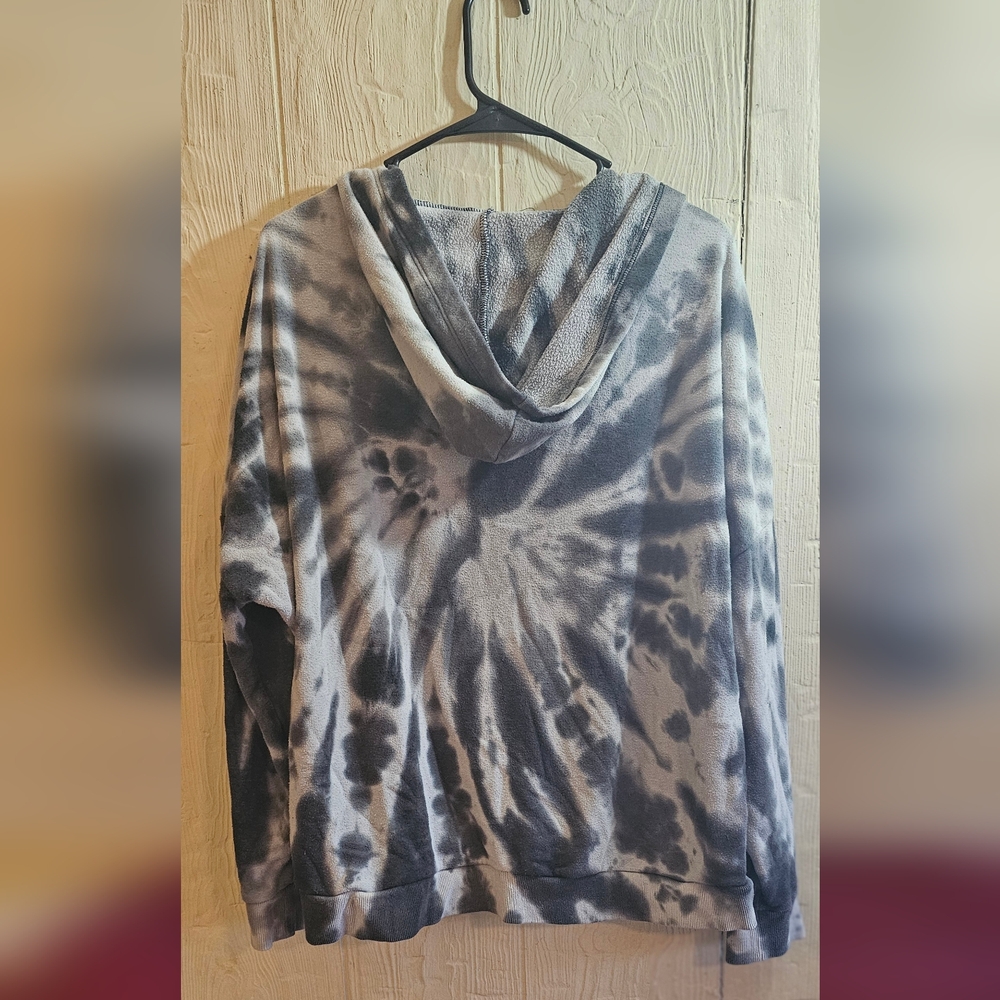 Women's Grey Washed ; TIE Dyed ; 1XL Metallica Hooded Sweater